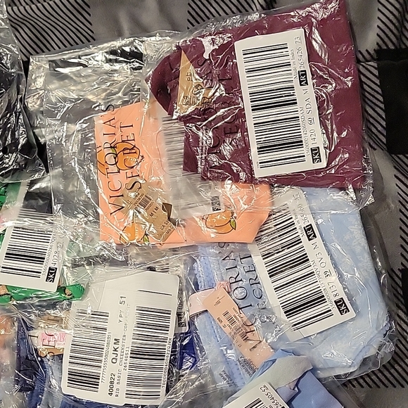 NWT victorias secret panties 17 medium - Picture 4 of 9